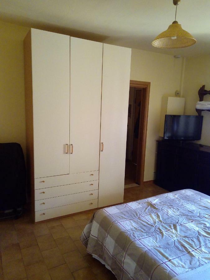 Bed&Breakfast Hotel California Terracina Exterior foto